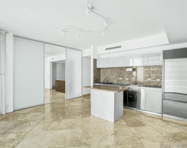 1040 Biscayne Blvd - Photo Thumbnail 6