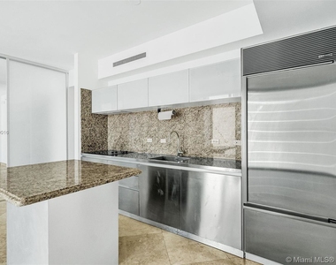 1040 Biscayne Blvd - Photo Thumbnail 8