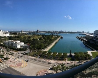 888 Biscayne Blvd 1010 - Photo Thumbnail 19