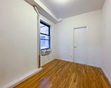 222 East 85th Street - Photo Thumbnail 7