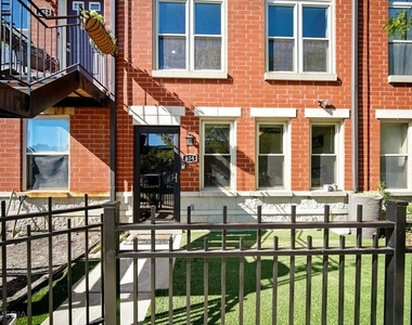 354 East Finsbury Court - Photo Thumbnail 0