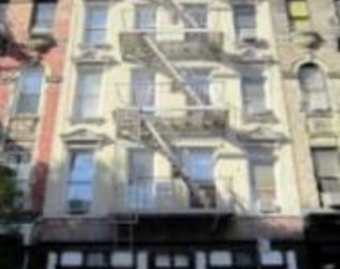 Mott Street - Photo Thumbnail 0