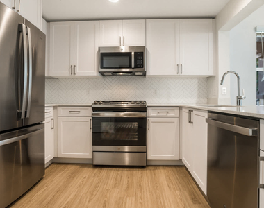 955 N Duesenberg Drive - Photo Thumbnail 2