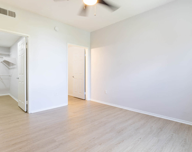 955 N Duesenberg Drive - Photo Thumbnail 20