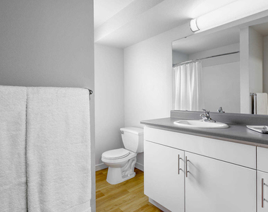 16619 Larch Way - Photo Thumbnail 16