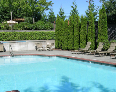 16619 Larch Way - Photo Thumbnail 29