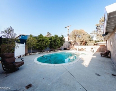 7136 Matilija Ave - Photo Thumbnail 1