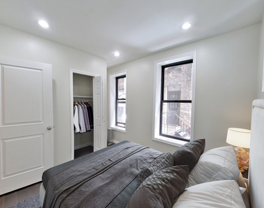 328 East 78th Street - Photo Thumbnail 1