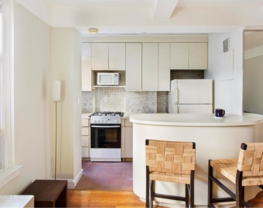 321 East 54th St - Photo Thumbnail 1