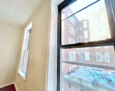 11TH Street. Bright 1BR apartment w/Laundry in unit, in the East Village - Photo Thumbnail 7