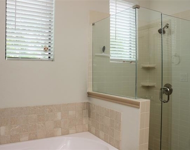 1205 Beaconsfield Lane - Photo Thumbnail 24