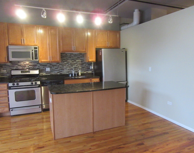 6 South Laflin Street - Photo Thumbnail 2