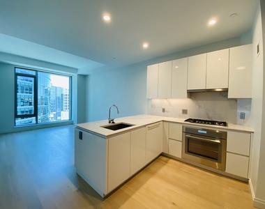 133 Seaport Blvd - Photo Thumbnail 0