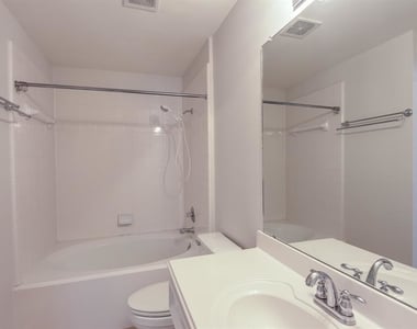 613 W 20th Street - Photo Thumbnail 25