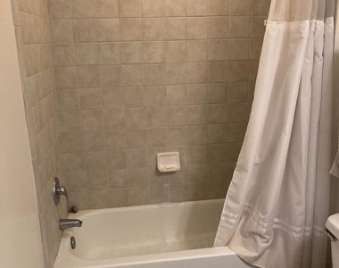 1390 Kenyon St Nw #303 - Photo Thumbnail 13