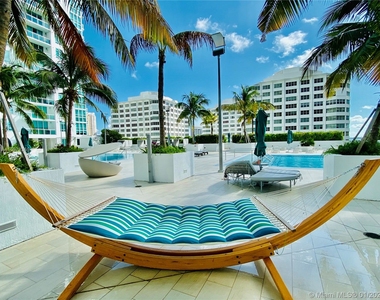 951 Brickell Ave - Photo Thumbnail 5