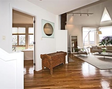 6 Edgerly Place - Photo Thumbnail 9