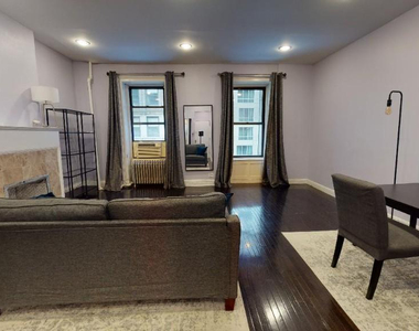 18 West 37th Street - Photo Thumbnail 1