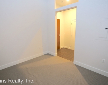 525 Water Street, Sw # 303 - Photo Thumbnail 18