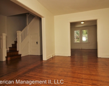 3215 Guilford Ave - Photo Thumbnail 4