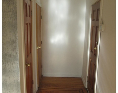 855 Lafayette Avenue - Photo Thumbnail 9