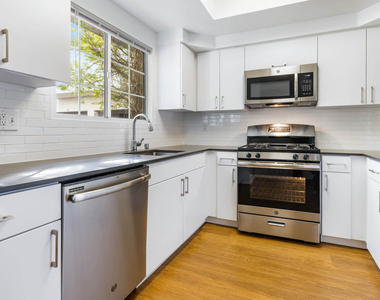 23516 W. Magic Mountain Pkwy. - Photo Thumbnail 6