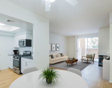 23516 W. Magic Mountain Pkwy. - Photo Thumbnail 9