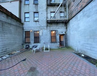 95 Seigel Street - Photo Thumbnail 4