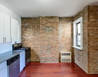Spacious 1BD in the heart of Crown Heights! - Photo Thumbnail 0