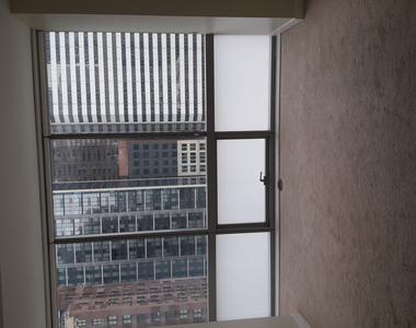 8 East Randolph Street - Photo Thumbnail 11