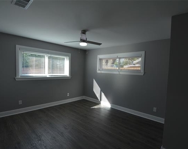 11317 Park Central Place - Photo Thumbnail 26