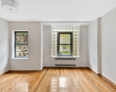 113 East 31st Street - Photo Thumbnail 1