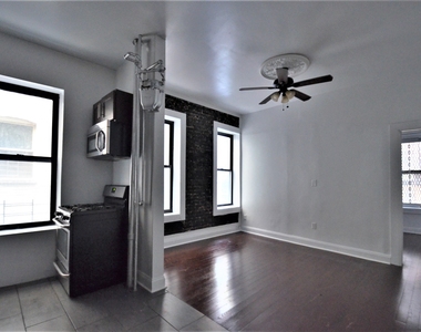 522 West 148th Street - Photo Thumbnail 3