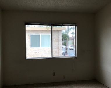 6662 Picasso Rd - Photo Thumbnail 8