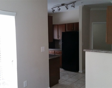 12 Oak Pl - Photo Thumbnail 6