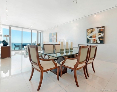 6799 Collins Ave - Photo Thumbnail 16