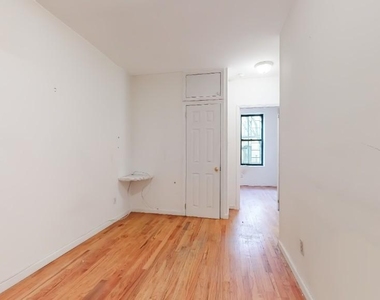 322 East 89th Street 2b - Photo Thumbnail 1