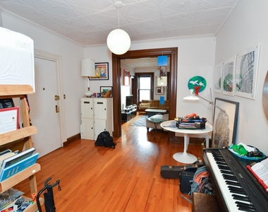 669 Carroll St - Photo Thumbnail 3