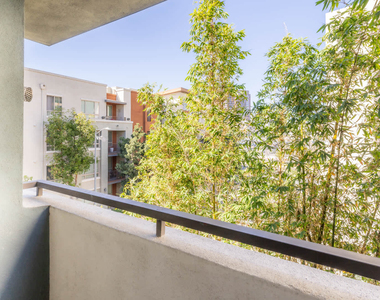 601 E. 2nd Street - Photo Thumbnail 7