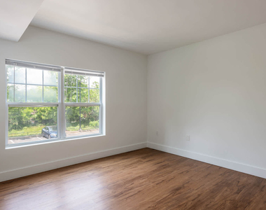 790 Willard Street - Photo Thumbnail 72