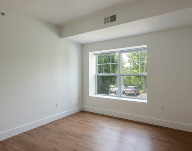 790 Willard Street - Photo Thumbnail 74