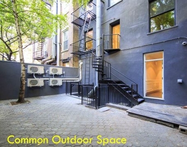 47 Clinton Street - Photo Thumbnail 2