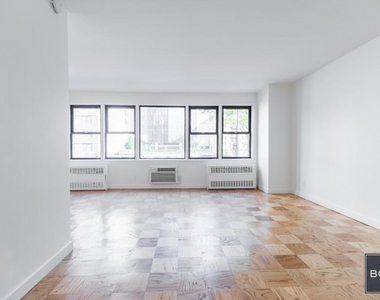 236 East 36th Street - Photo Thumbnail 1