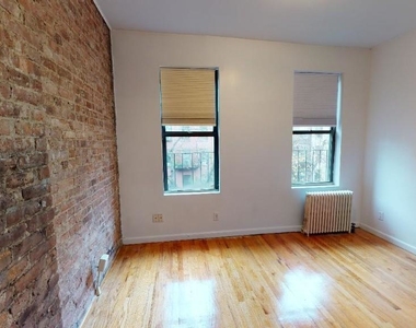 449 West 48th Street ZIP 10019 - Photo Thumbnail 6