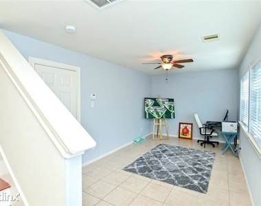 5806 Kansas Street - Photo Thumbnail 12