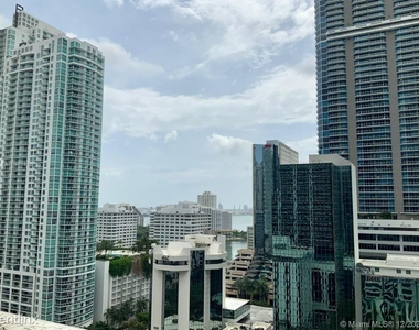 1050 Brickell Ave - Photo Thumbnail 5