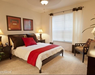 9757 Pine Lake Dr Unit# 50 - Photo Thumbnail 7