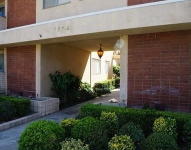 1538 Stanford St Apt 6 - Photo Thumbnail 1