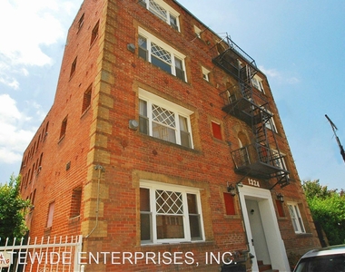 1324 Calumet Ave - Photo Thumbnail 0