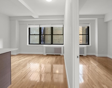 400 East 57th Street - Photo Thumbnail 4